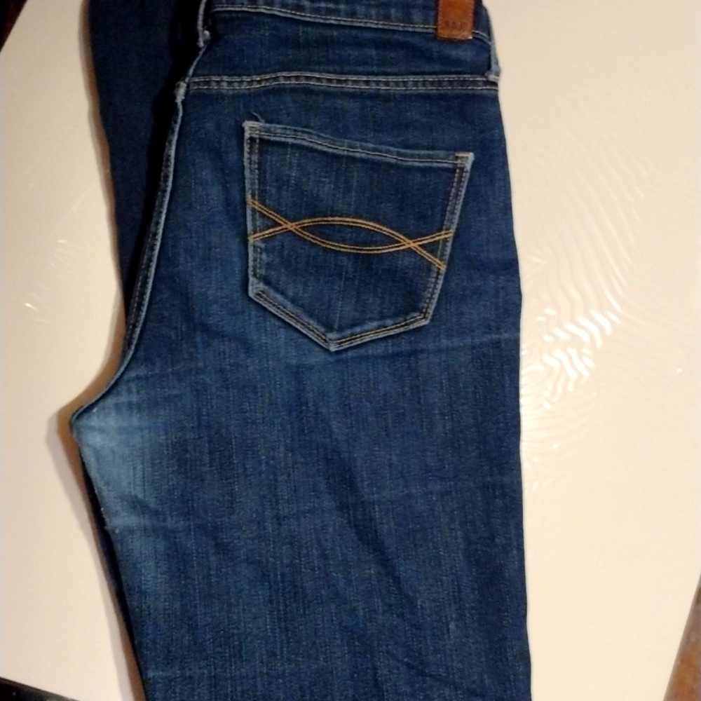 Women's Abercrombie &Fitch sz 8R jeans